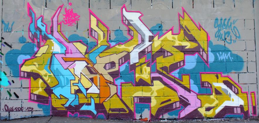 ols-edf_graffiti_2013-04-22_vitry_3_01.jpg